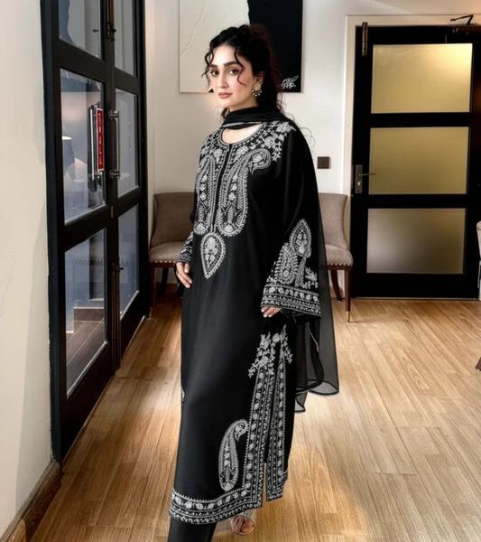 Jazmin Signature Embroidery Lawn Collection