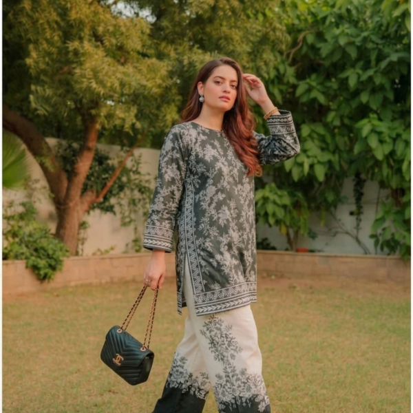 Women’s Co-ord Set – Black & White Floral Block Print