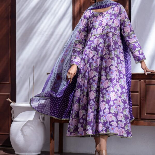 Identic Separates Lawn Collection by Regalia Textiles - 09